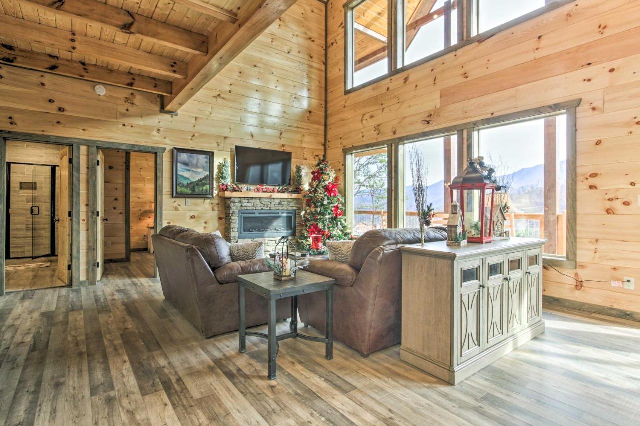 Villa Smoky Mountain Hideaway With Hot Tub, Deck And Views! Gatlinburg Exterior foto