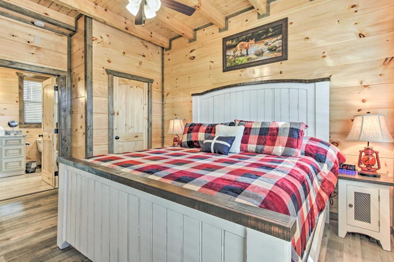 Villa Smoky Mountain Hideaway With Hot Tub, Deck And Views! Gatlinburg Exterior foto